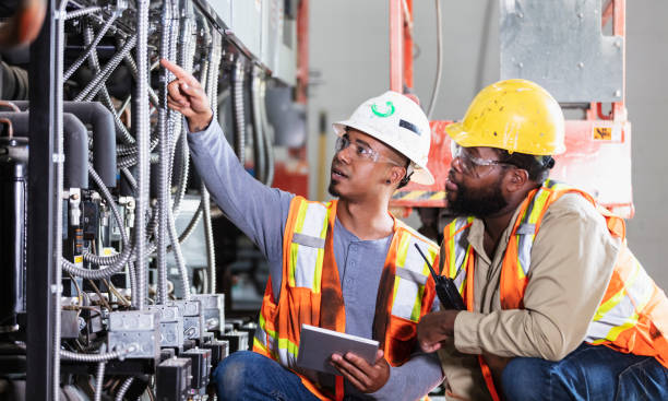 Best Electrical Outlet Repair  in Roseville, MN